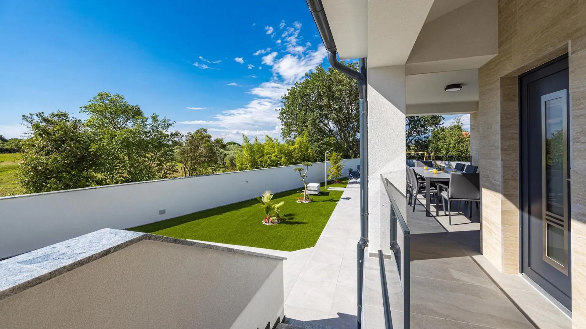 Polaris & Antares Villas 0*, Pula Croatia