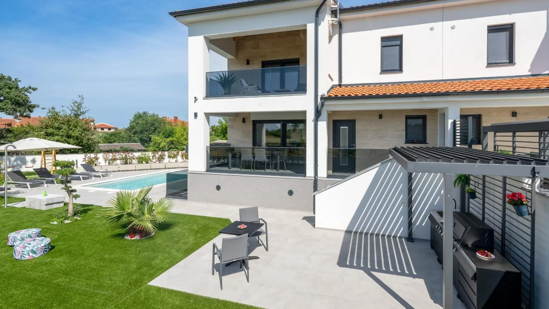 Polaris & Antares Villas 0*, Pula Croatia