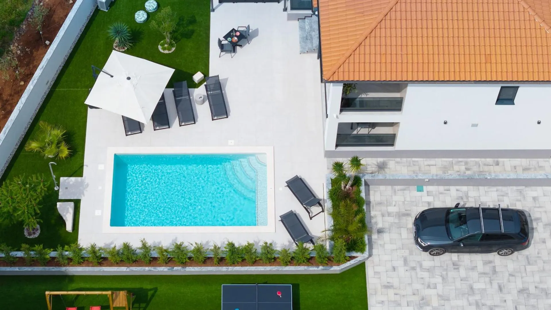 Polaris & Antares Villas 0*, Pula