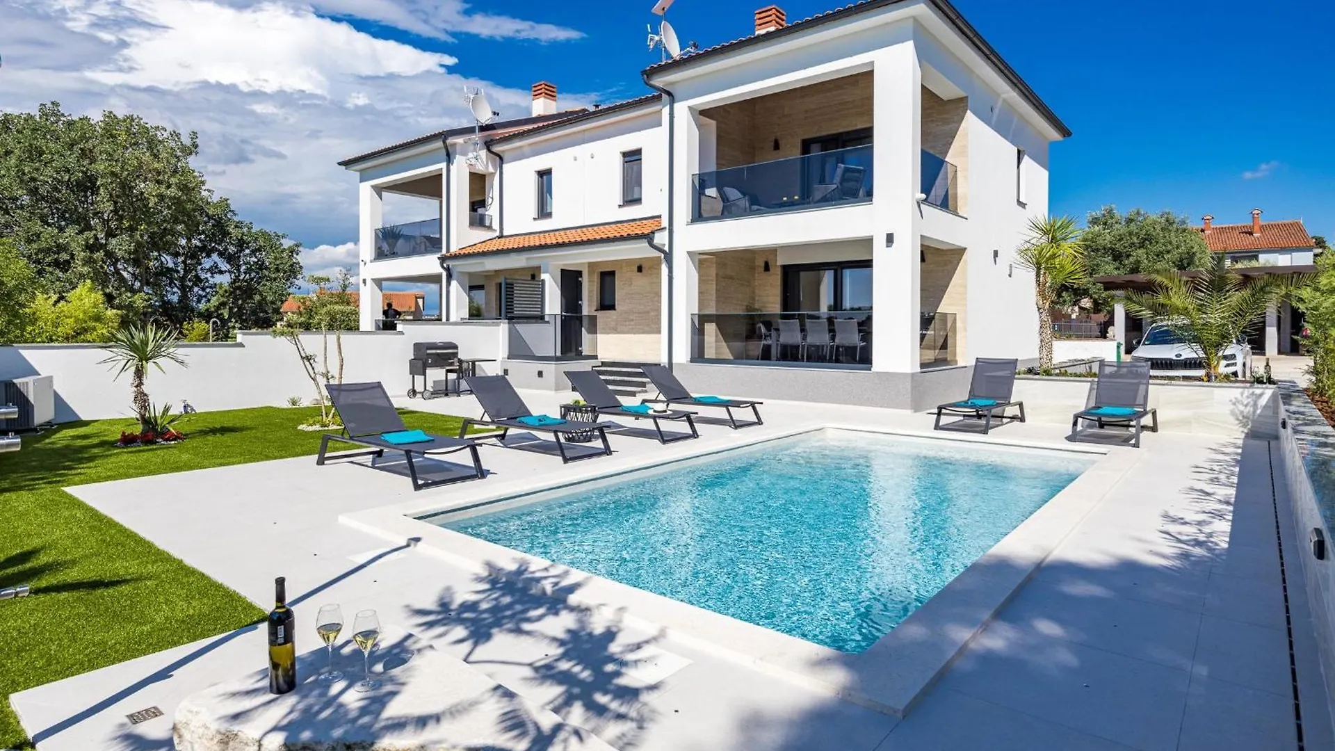 Polaris & Antares Villas