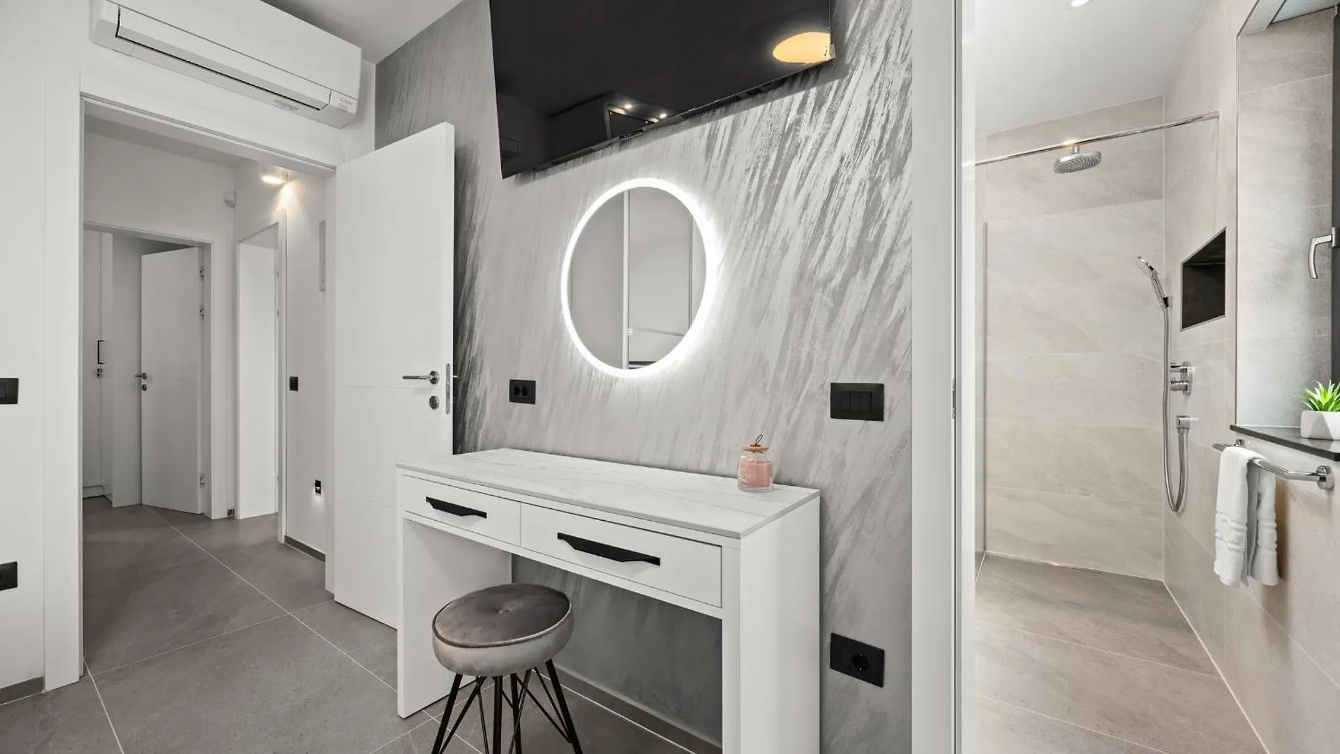 Polaris & Antares Villas  Pula
