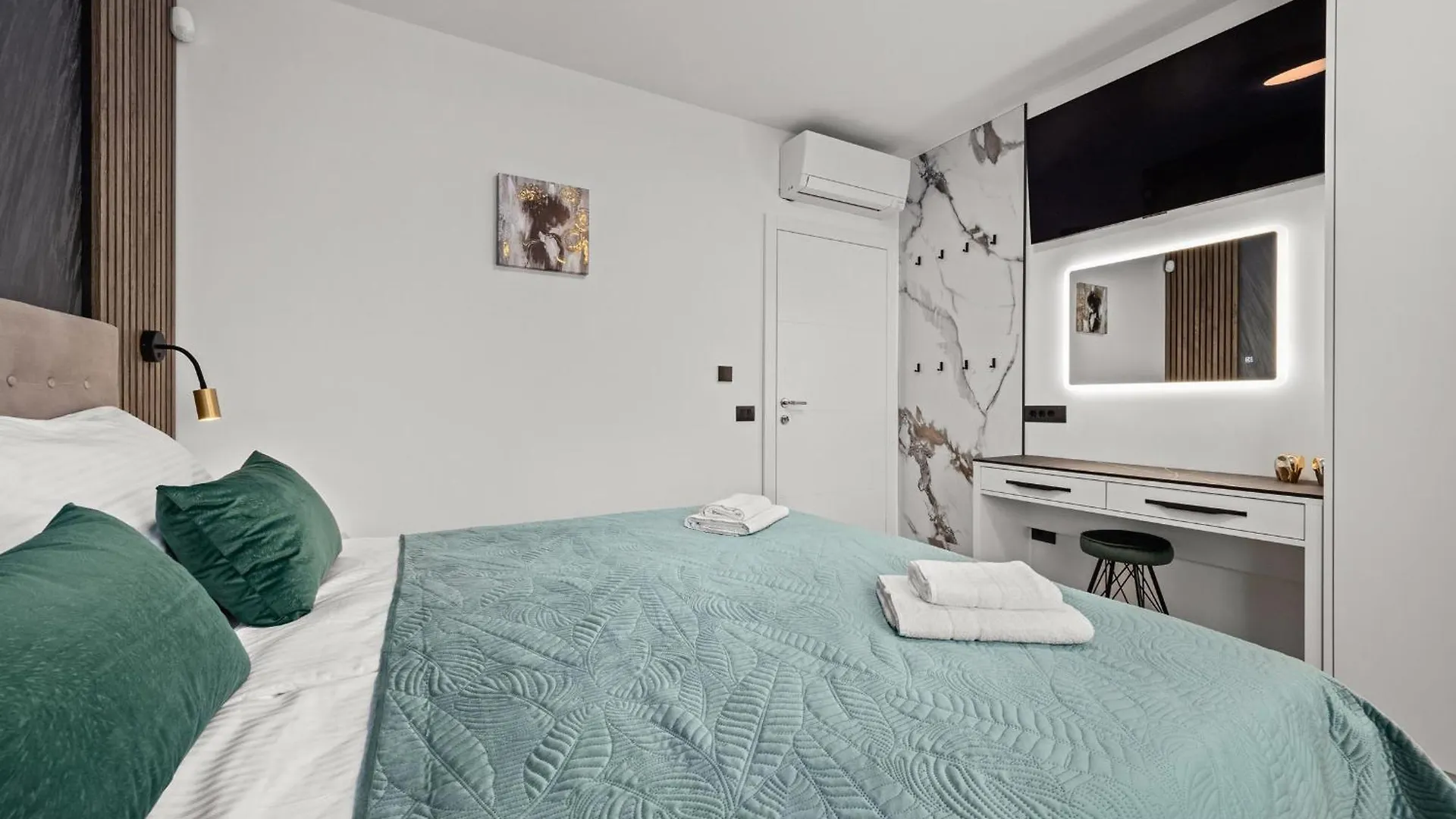 Polaris & Antares Villas