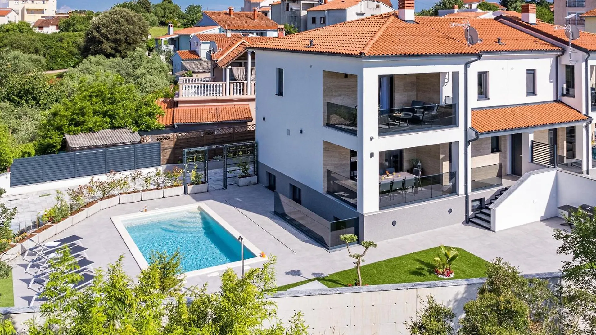 Polaris & Antares Villas